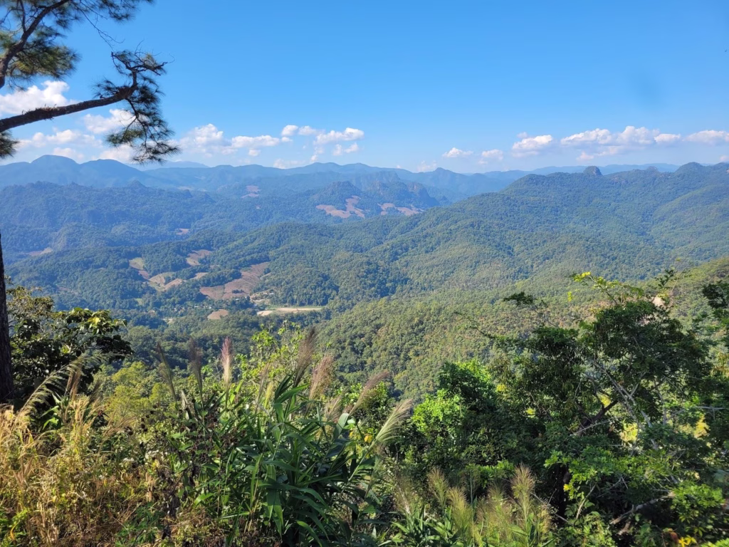 Mountain view on the road to Mae Hong Son
